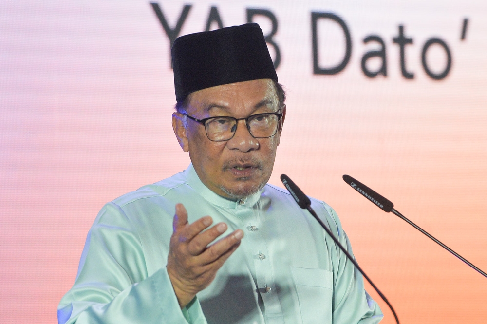 Prime Minister Datuk Seri Anwar Ibrahim today denied that his meeting with Indonesian oil tycoon Mohammad Riza Chalid had anything to do with the mining of rare earth elements issue. — Picture by Miera Zulyana