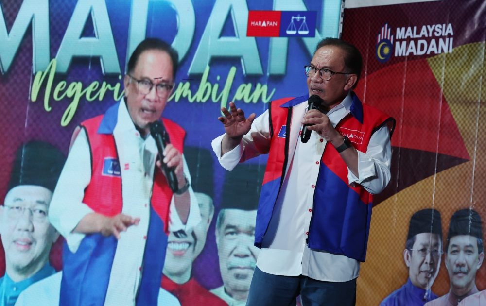 Prime Minister Datuk Seri Anwar Ibrahim speaks at the Negeri Sembilan Madani Unity Tour in Seremban August 8, 2023. — Bernama pic