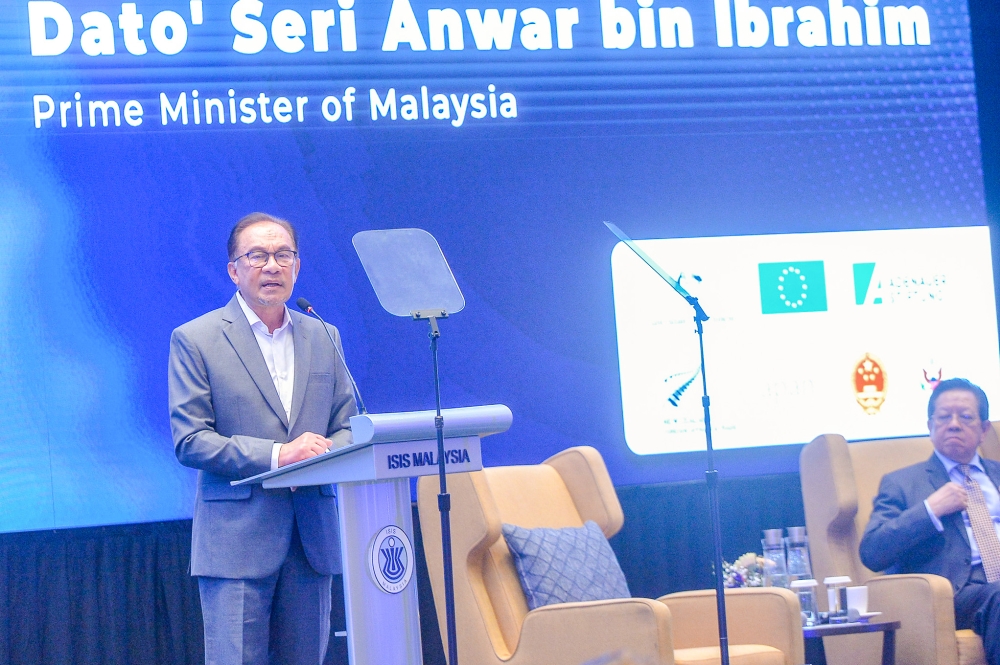 Prime Minister Datuk Seri Anwar Ibrahim delivering his keynote address at the 36th Asia-Pacific roundtable in Kuala Lumpur August 10, 2023. — Picture by Shafwan Zaidon