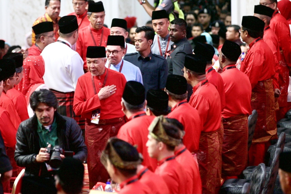 A poor showing by Umno in the state elections could also have repercussions in Putrajaya, as this would put a spotlight on Datuk Seri Ahmad Zahid Hamidi’s decision to align his party and coalition with Prime Minister Datuk Seri Anwar Ibrahim’s PH. — Picture by Hari Anggara