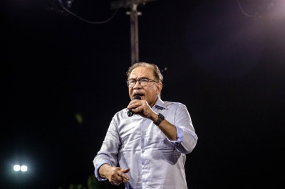 PM Anwar: Govt to prepare funds to raise workers' salaries in Malaysia - Vimarsana News