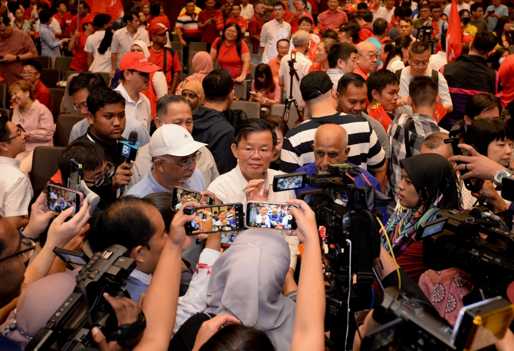 Penang DAP chairman Chow Kon Yeow speaking to the media at the result center in George Town, Penang August 12, 2023. — Picture by KE Ooi