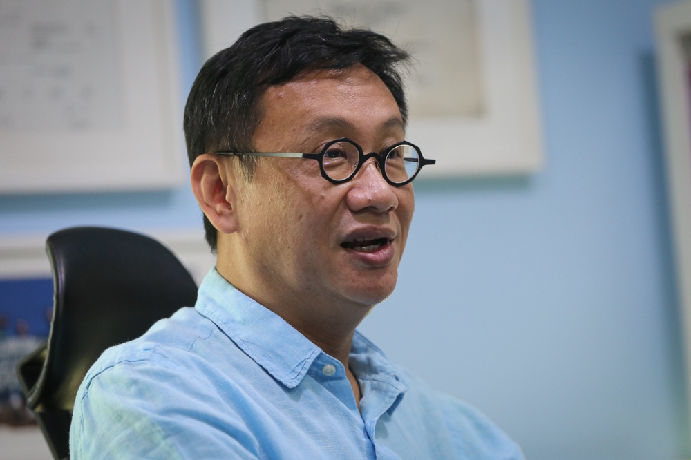 Negeri Sembilan holds the key to how Pakatan Harapan (PH) and Barisan Nasional (BN) can work together to win big in future elections, Subang MP Wong Chen said today. — Picture by Yusof Mat Isa