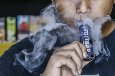 Court allows lawsuit against Malaysia's health minister on vape liquid to proceed - Vimarsana News