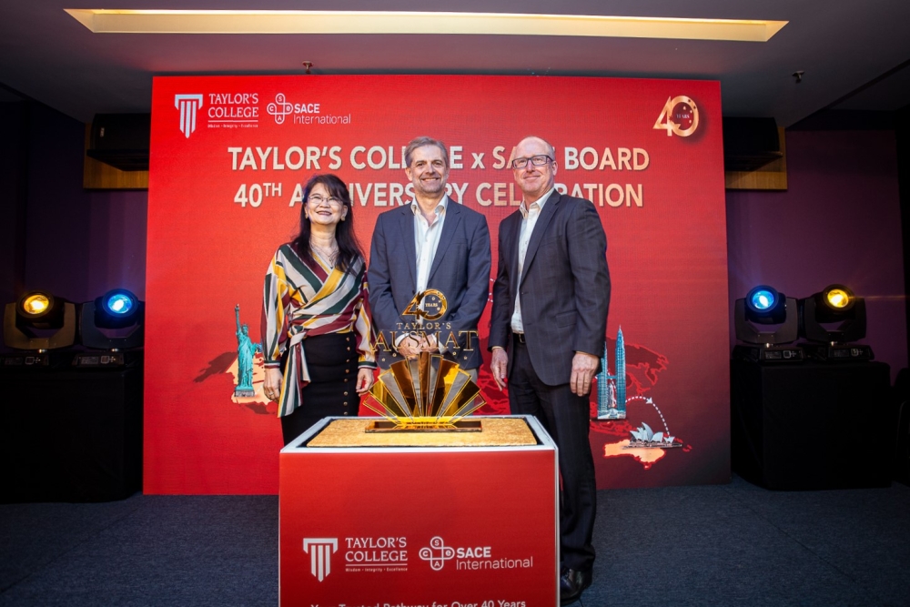 Taylor’s College campus director Josephine Tan, The Australian High Commission’s senior government official, Steven Barraclough and SACE International and SACE Board of South Australia director, Matthew Taverner at the anniversary celebration between Taylor’s College and SACE Board. — Picture courtesy of Taylor's College.