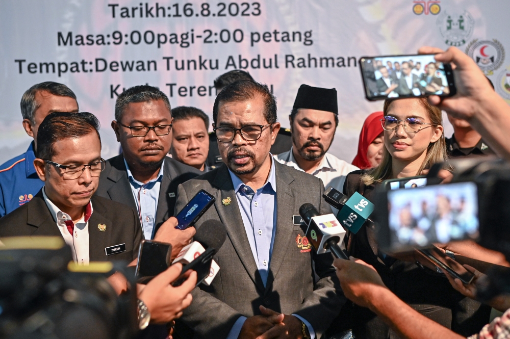 Cuepacs president Datuk Adnan Mat speaks to the media after the civil servants’ assembly and the 2023 Terengganu-level National Day celebration in Kuala Terengganu, August 16, 2023. — Bernama pic 