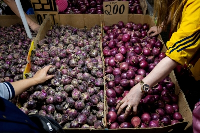 India imposes 40pc export duty on onions with immediate effect - Vimarsana News