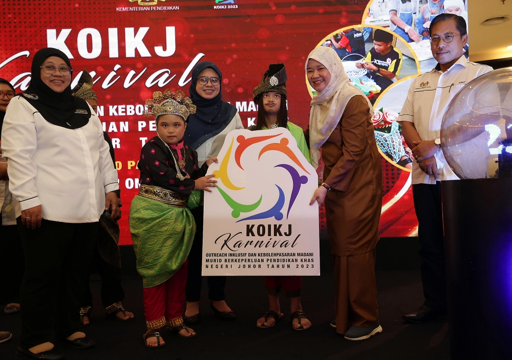 Education Minister Fadhlina Sidek poses for a picture during the launch of the Madani Inclusive Outreach and Employability Carnival for Johor State Special Educational Needs Students in Johor Baru August 20, 2023. — Bernama pic