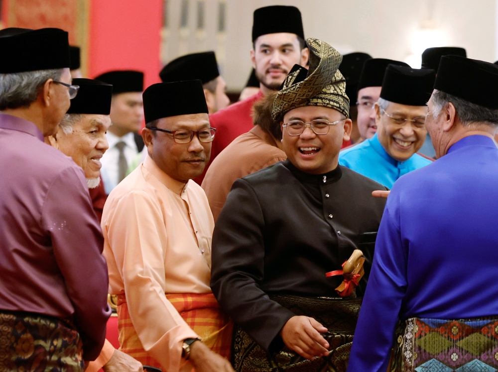 Menteri Besar Datuk Seri Amirudin Shari said all 10 exco members taking their oath of office this evening are from the coalition parties of the unity government. — Bernama pic