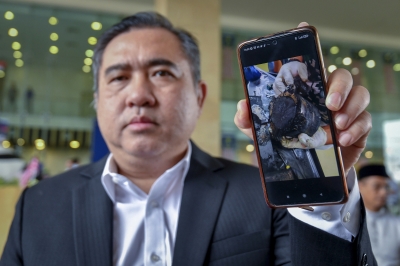 Elmina air crash: Anthony Loke says cockpit voice recorder sent to Singapore for analysis - Vimarsana News