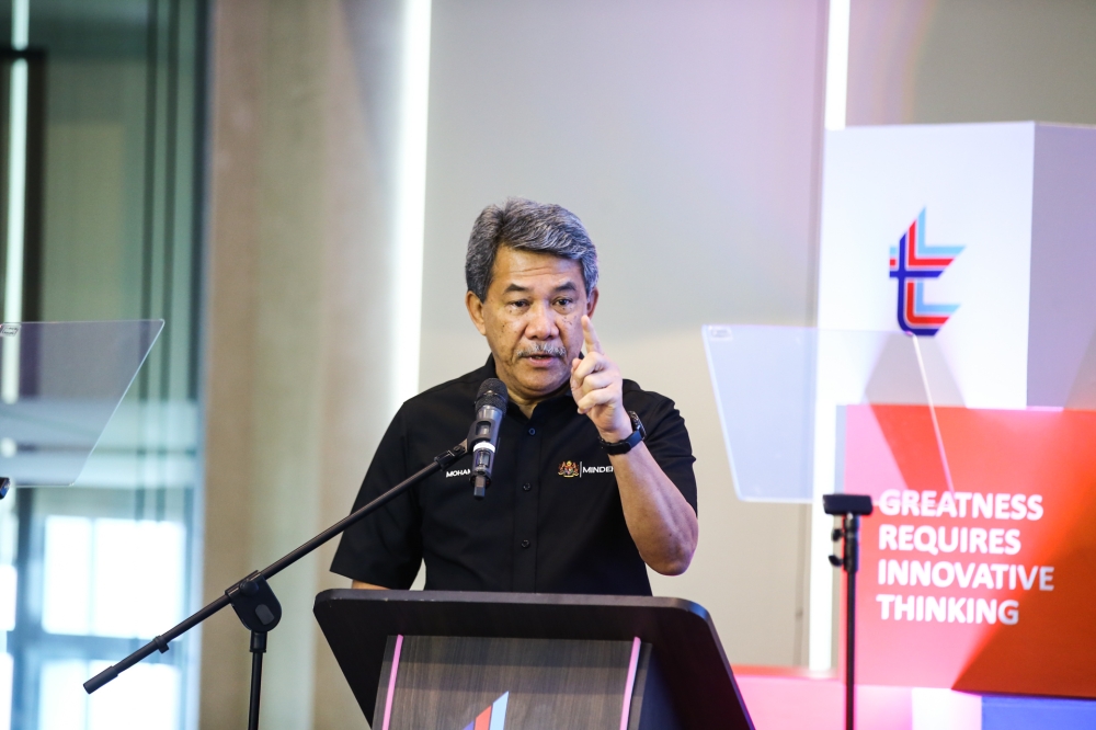 Defence Minister Datuk Seri Mohamad Hasan said the existing spirit of togetherness and cooperation among the people serves as a strong fortress that will continue to safeguard Malaysia from any threats. — Picture by Ahmad Zamzahuri