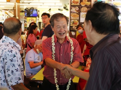 Singapore presidential hopeful Tan Kin Lian accuses political opponents, media of 'smear campaign' over Facebook posts on 'pretty girls' - Vimarsana News