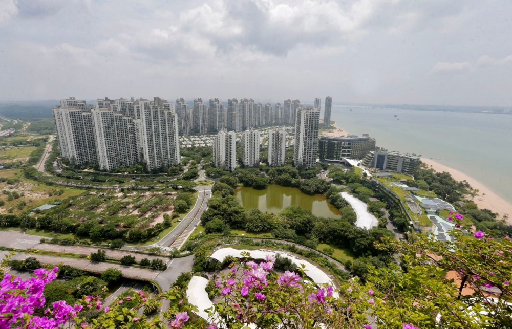 Picture Captions: A top view of the Forest City mega project that is located in southern Johor. Aug 28, 2023 - Picture courtesy of Country Garden Malaysia-Singapore Region 