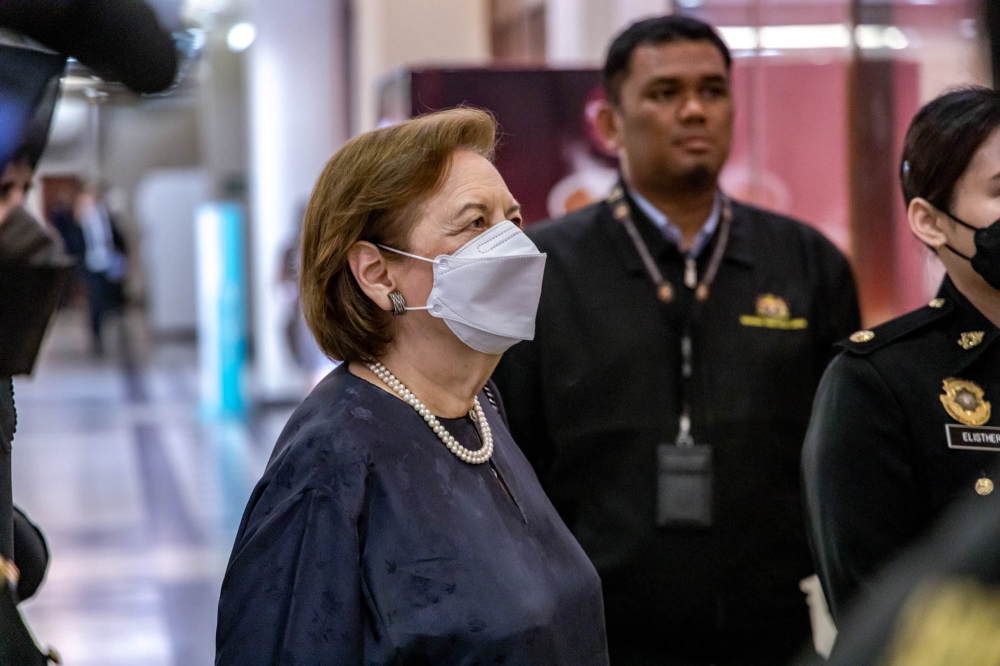 Former Bank Negara Malaysia governor Tan Sri Zeti Akhtar Aziz is pictured at the Kuala Lumpur Court Complex,, August 29, 2023. — Picture by Firdaus Latif