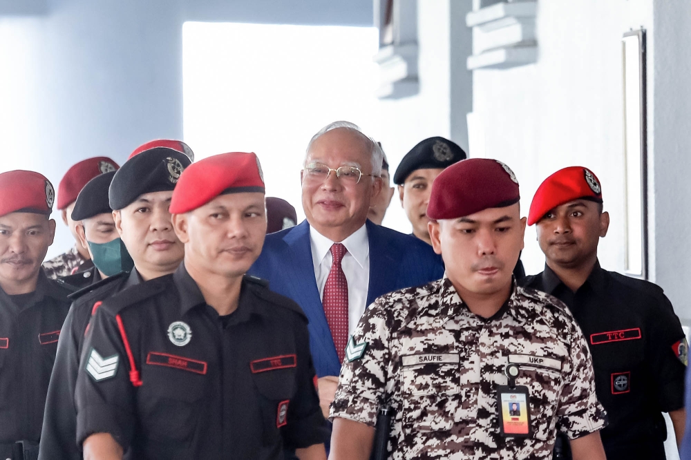 Today, Datuk Seri Najib Razak’s lead defence lawyer Tan Sri Muhammad Shafee Abdullah referred to a June 20, 2013 letter from Najib with his address stated as his personal residence at Jalan Langgak Duta Kuala Lumpur, and addressed to Tan Sri Zeti Akhtar Aziz and received by BNM. — Picture by Firdaus Latif