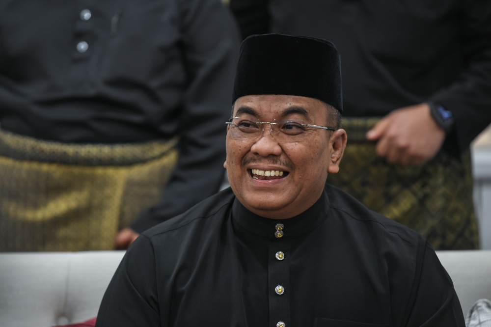 In his defamation lawsuit, Amirudin claimed that Sanusi had made the defamatory remarks in an August 2 speech during the ‘Jelajah Mega PN Best ‘Sayangi Kedah Sejahtera’ event in Jitra, Kedah. ― Bernama pic