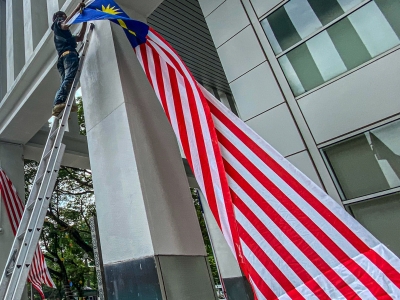 Can Malaysia reach the moon? — Fakhrurrazi Rashid - Vimarsana News