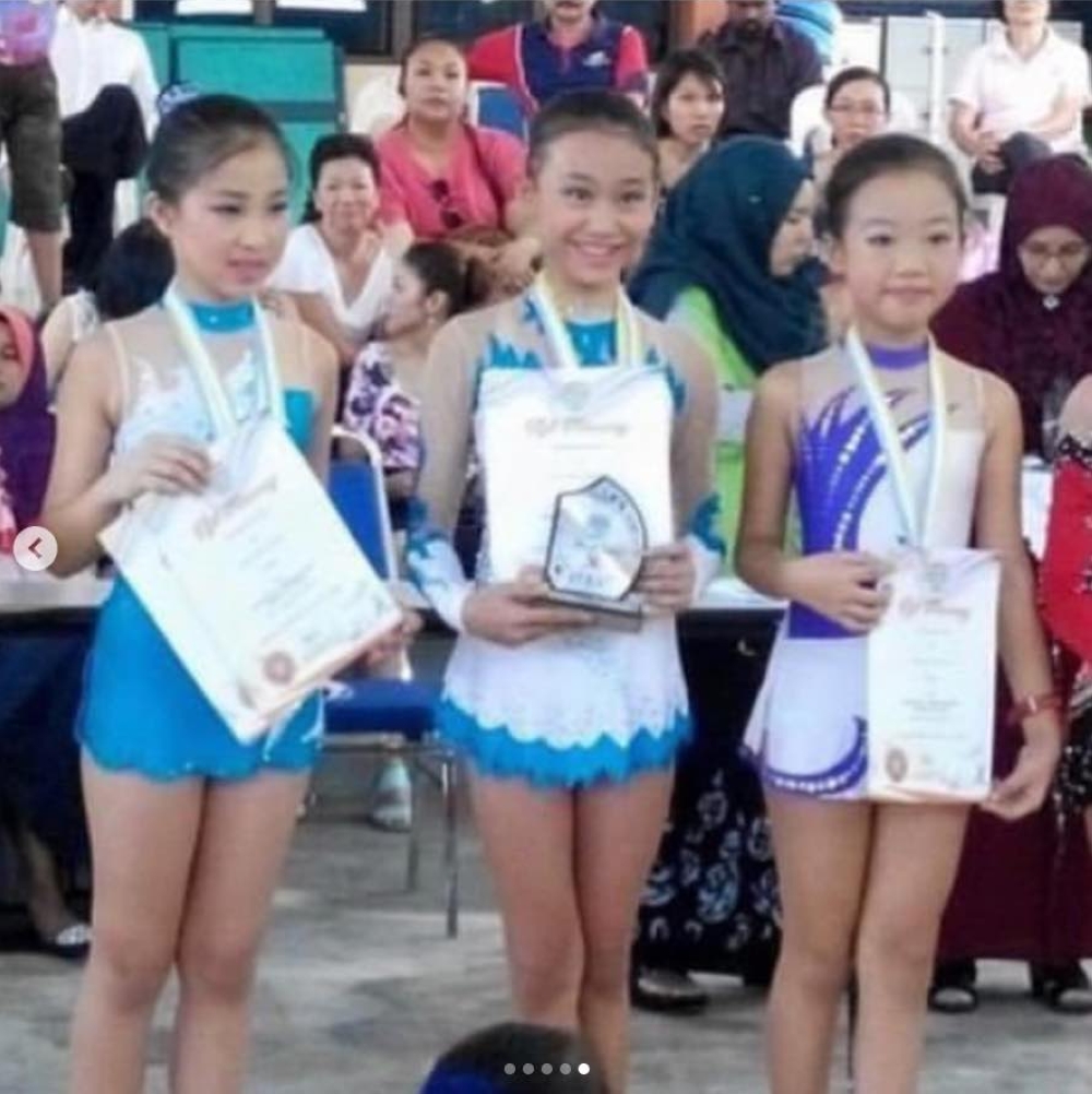 Melissa (middle) as a gymnast when she was a child. — Screengrab from Melissa's social media account