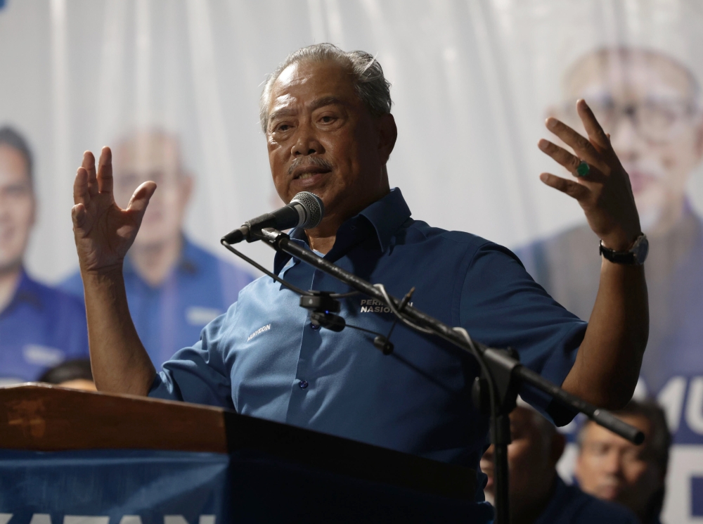 Tan Sri Muhyiddin Yassin reportedly said it is crucial for Perikatan Nasional (PN) to secure the Pulai federal seat in the by-election in order to deny the federal government ruling coalition a two-thirds majority. — Bernama pic