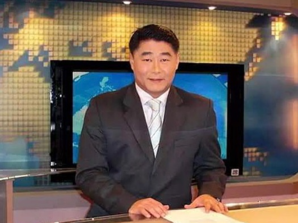 The family also requested the cooperation of everyone in removing and refraining from sharing any fake news, inappropriate pictures or posts related to Raymond Goh’s alleged passing. — Picture via Facebook/ Istana Negara