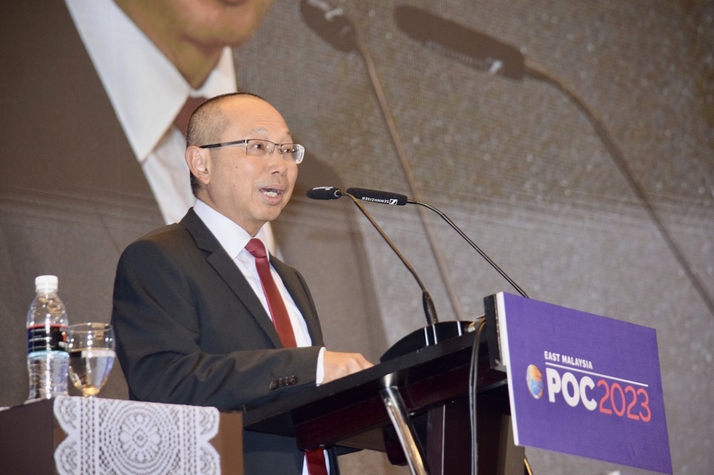 Abdul Wahid delivers his speech at EMPOC 2023. — Borneo Post Online pic