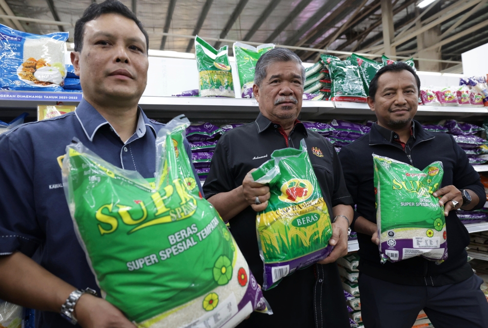 Agriculture and Food Security Minister Datuk Seri Mohamad Sabu, who also attended the dialogue session today, gave an assurance that the country’s stock of local white is sufficient at the moment.