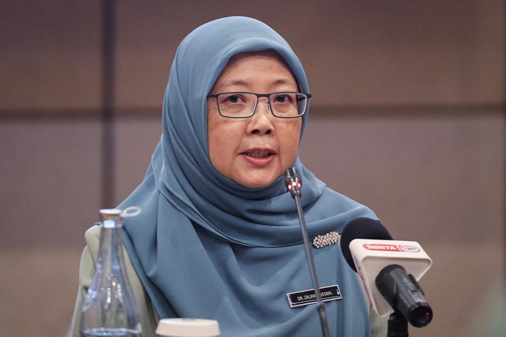 Health Minister Dr Zaliha Mustafa said various efforts were implemented to raise awareness about the importance of organ donation including through sermons at mosques, as there were still Muslims who were not comfortable with organ donation. — Bernama pic 