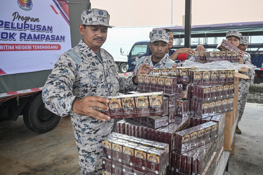 Terengganu MMEA director Maritime Captain Mohd Khairulanuar Abd Majid said the cigarettes of various brands were seized last April in raids conducted throughout the state. — Bernama pic 