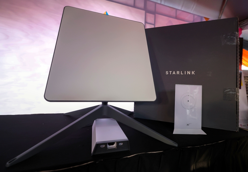 In a statement, MCMC said Starlink has been granted Malaysia Digital status, allowing it to operate in the country with its current ownership status. — Bernama pic 