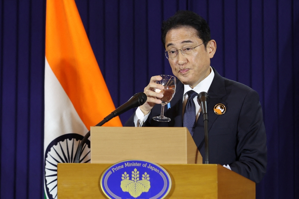 Media: Japan PM to replace foreign and defence ministers in Cabinet ...