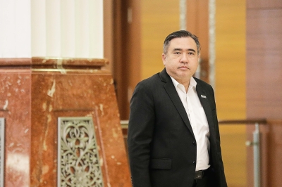 Anthony Loke says bus services in Klang Valley to be integrated - Vimarsana News