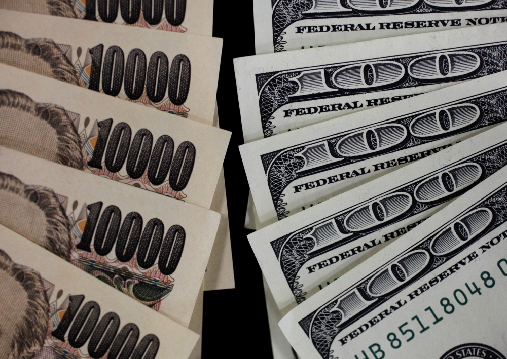 US dollar steady ahead of key US inflation data, yen retraces gains ...