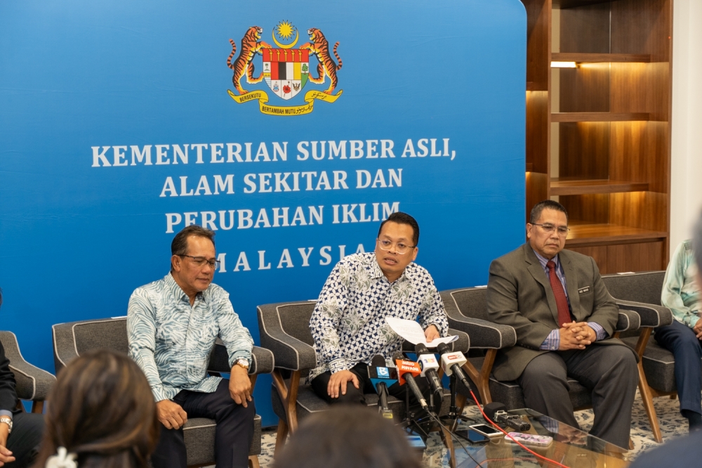 Natural Resources, Environment and Climate Change Minister Nik Nazmi Nik Ahmad speaks to the media after the Madani Economic Narrative Programme and the NRECC Budget 2024 Dialogue in Bangsar, Kuala Lumpur, September 13, 2023. — Picture By Raymond Manuel