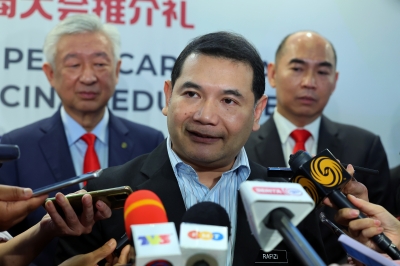 Rafizi: Focus on increasing household income to eradicate poverty - Vimarsana News