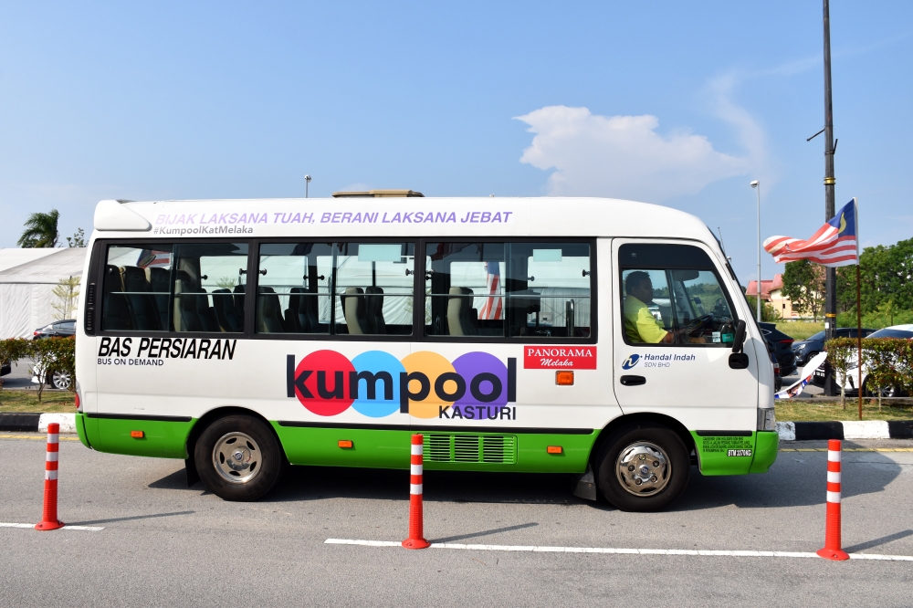Melaka Chief Minister Datuk Seri Ab Rauf Yusoh said eight on-demand buses or Kumpool Kasturi will operate in the area around Melaka City and will serve as ‘feeder buses’. — Bernama pic
