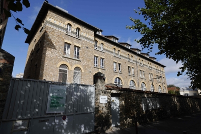 Parents of French schoolboy who killed himself 'appalled' by authorities' treatment - Vimarsana News
