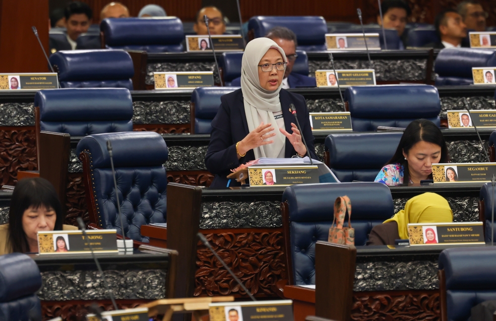Health Minister Dr Zaliha Mustafa said the expansion was following an overwhelming response from the B40 households. — Bernama pic 
