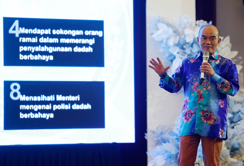 National Anti-Drug Agency (AADK) director-general Sutekno Ahmad Belon says drug addiction cases in this country have increased by 27 per cent in the first six months of this year. ― Bernama pic