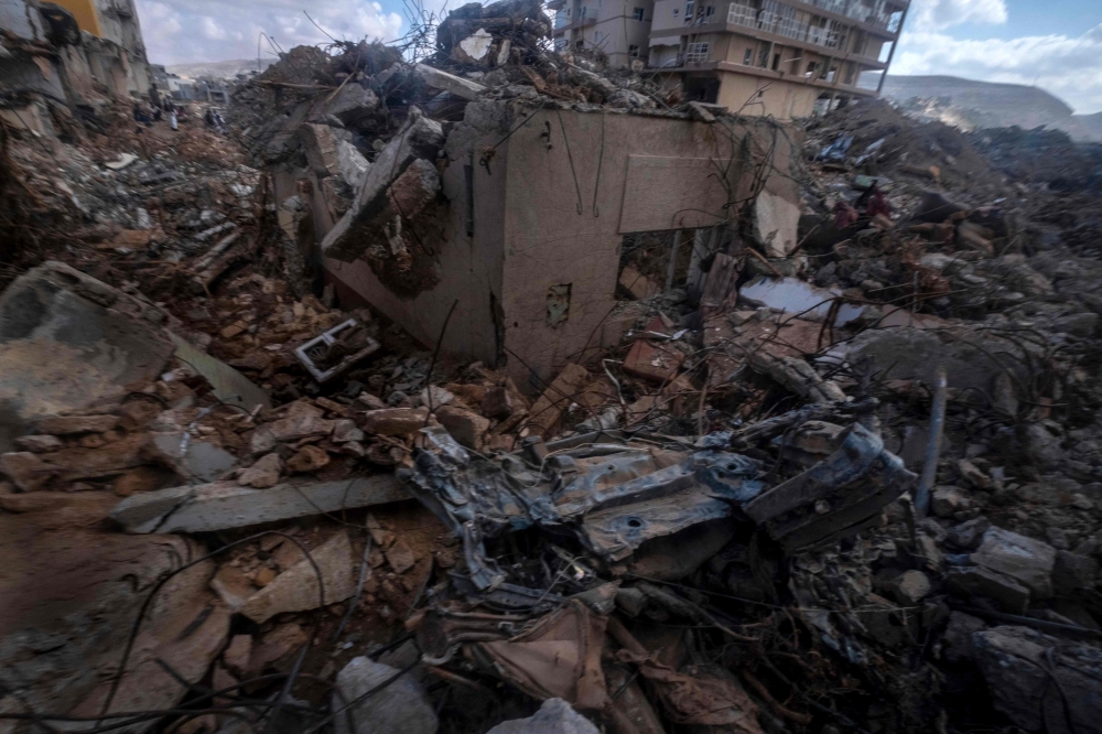 Libya’s flood disaster, which killed thousands in the city of Derna, also displaced more than 43,000 people, the International Organization for Migration said yesterday. — AFP pic