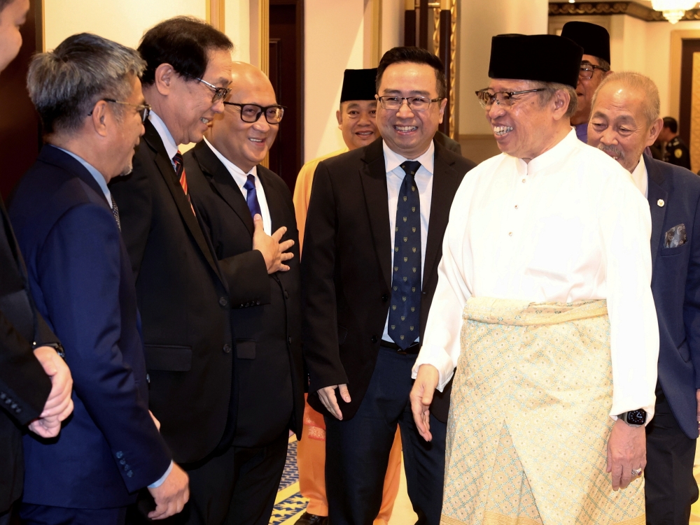 Sarawak Premier Tan Sri Abang Johari Openg with Science, Technology, and Innovation Minister Chang Lih Kang and his delegation during a courtesy visit and closed-door discussion at the Premier's Office in Wisma Bapa Malaysia in Kuching, September 22, 2023. — Bernama pic 