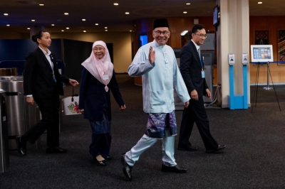 Quran burnings Islamophobic acts intended to incite hatred, says PM Anwar - Vimarsana News