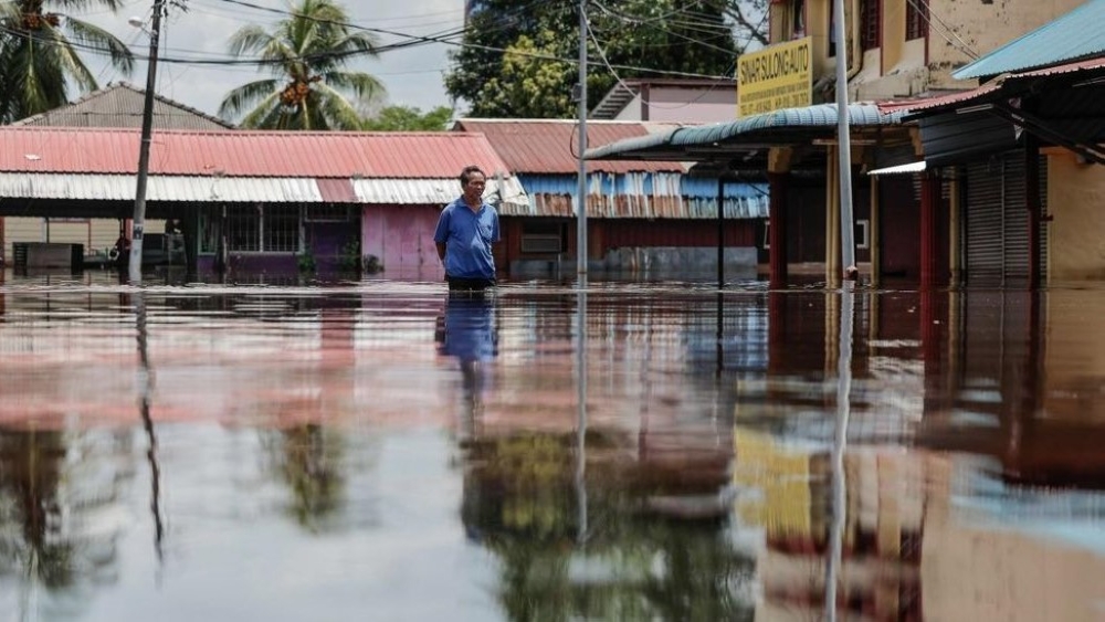 He said DID found that some flood incidents were due to rainfall over 50 ARI (average recurrence interval), which is an exceptionally high reading for small rivers. — Bernama pic