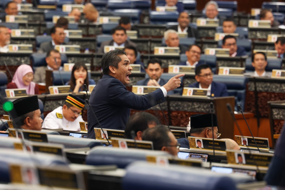 Perikatan Nasional MP Datuk Mohd Radzi Md Jidin reacts during the parliamentary session last Tuesday. — Bernama pic