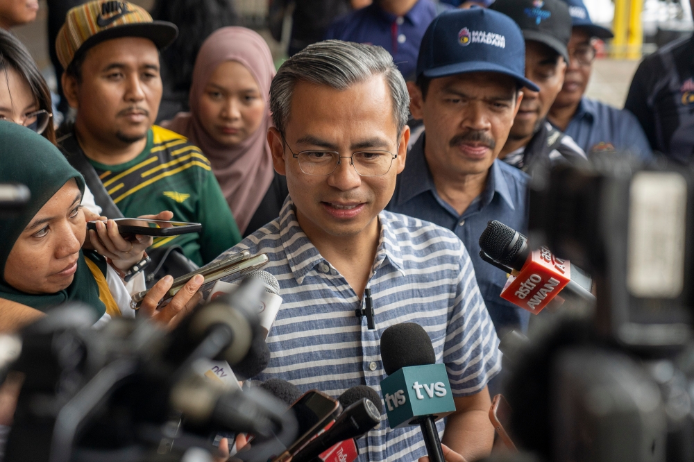 PKR communications director Fahmi Fadzil said the Election Court had previously nullified the victory of PAS candidate Datuk Ahmad Amzad Hashim for the Kuala Terengganu parliamentary seat in GE15 due to the presence of elements of bribery, and today, a similar case was reported for the Kemaman parliamentary seat involving PAS representative Che Alias Hamid. — Picture by Shafwan Zaidon