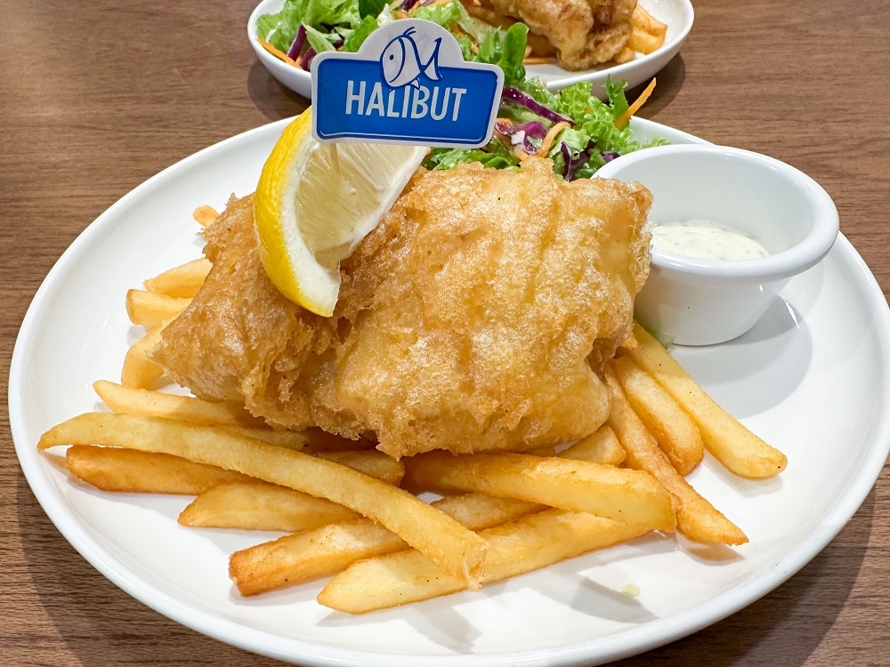 Craving for a good rendition of fish and chips? This halibut version at Blue Reef Fish & Chips will scratch that itch. — Picture by Lee Khang Yi