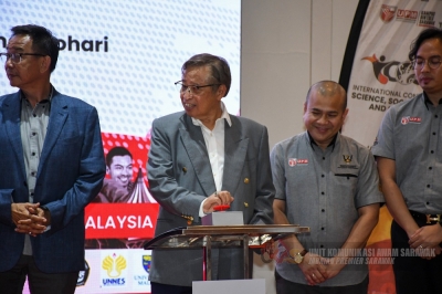 Abang Johari: Merging of cultures, beliefs, effort vital in pursuit of progress in Sarawak - Vimarsana News