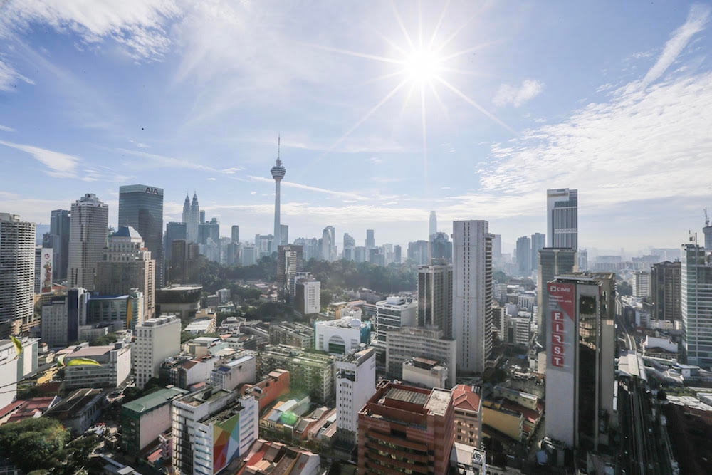 Malaysia remains in 36th position out of 132 countries in the Global Innovation Index (GII) 2023 Report, with its overall score improving to 40.9 from 38.7 last year. — Picture by Hari Anggara