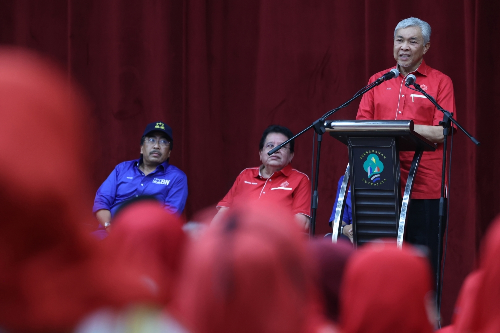 Deputy Prime Minister Datuk Seri Ahmad Zahid Hamidi indicated that there maybe a reshuffle of the cabinet under the leadership of Prime Minister Datuk Seri Anwar Ibrahim soon. — Bernama pic
