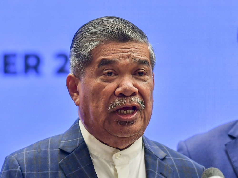 Agriculture and Food Security Minister Datuk Seri Mohamad Sabu said one of the intervention measures include directing the Federal Agricultural Marketing Authority (Fama) to increase the distribution of local white rice in rural areas, including sundry shops. — Bernama pic 