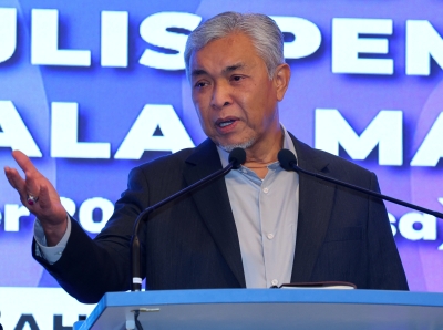 DPM Zahid: Cabinet reshuffle will not be discussed in tomorrow's meeting - Vimarsana News